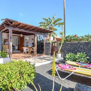 https://bungalow-playa-bastian.in-canary-islands.com